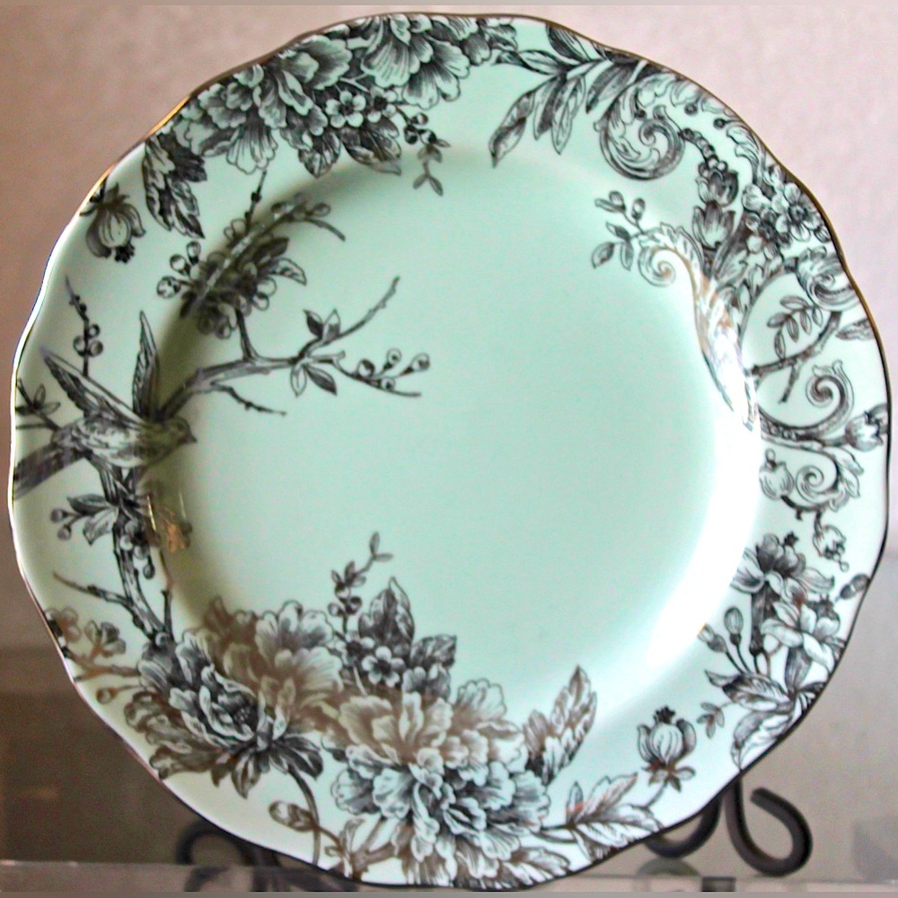 222 FIFTH ADELAIDE LIGHT GREEN & SILVER SALAD PLATE NEW 8 3/4TH INCH